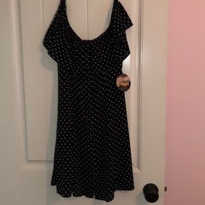 Cute polka dot off the shoulder dress size small with tags brand new